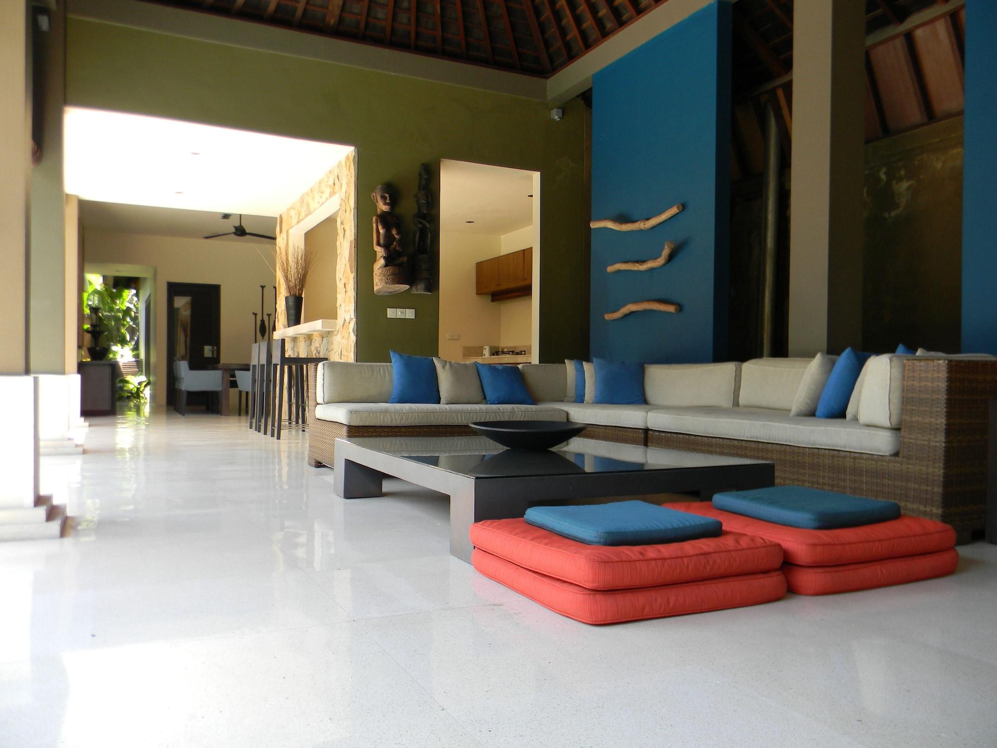 Ahimsa Beach Villa Jimbaran  Exterior photo