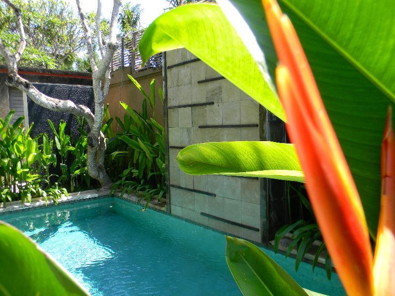 Ahimsa Beach Villa Jimbaran  Exterior photo